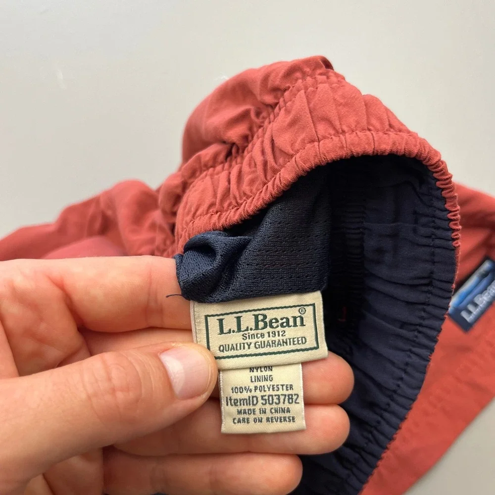 LL Bean Supplex Nylon Shorts Mens Size M Red Elastic Waist Mesh Lined 503782